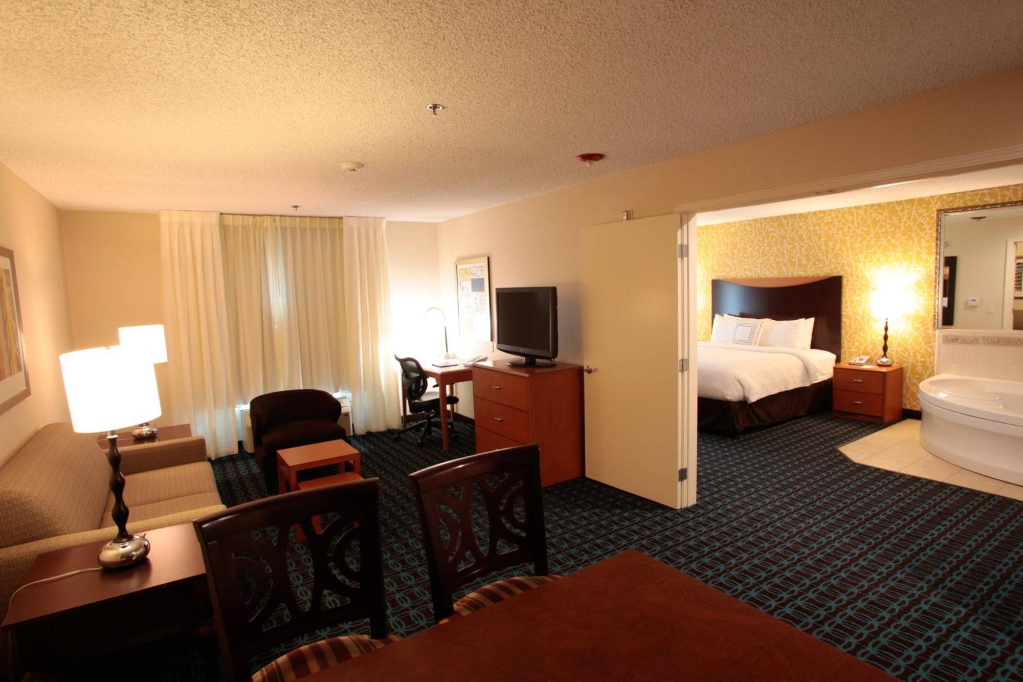 Fairfield Inn & Suites Oakland Hayward Dış mekan fotoğraf