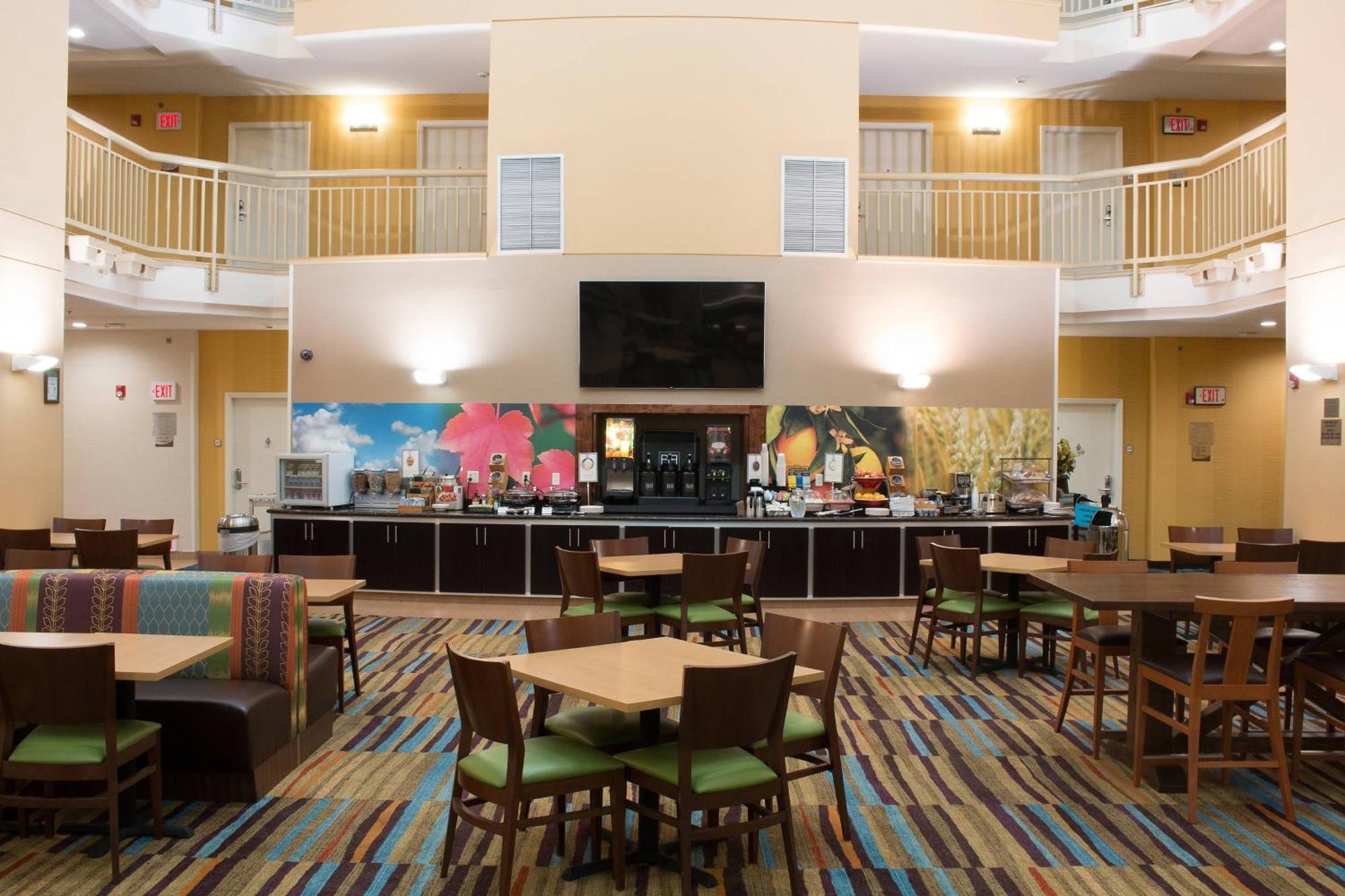 Fairfield Inn & Suites Oakland Hayward Dış mekan fotoğraf